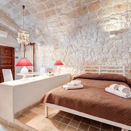 Le Bianche Suites Ostuni Esterno foto