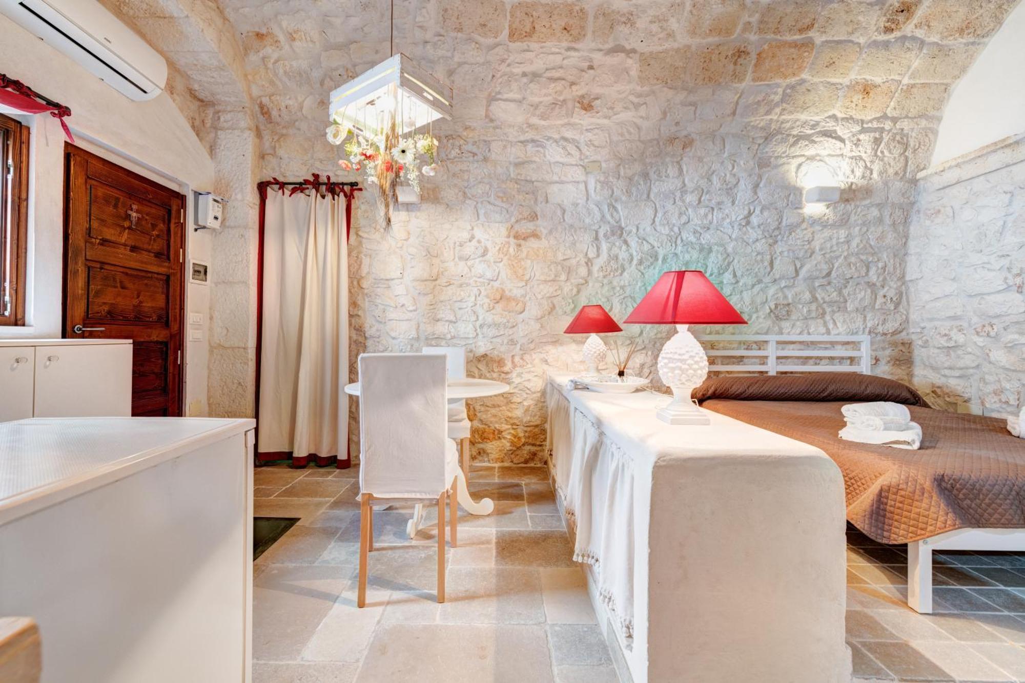 Le Bianche Suites Ostuni Esterno foto
